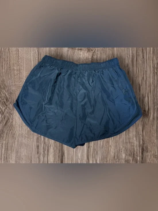 NWT Women’s Nike Shorts SZ L Black - Picture 2 of 7